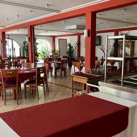 Residencial Vidalbir Aparthotel L'Alfas del Pi